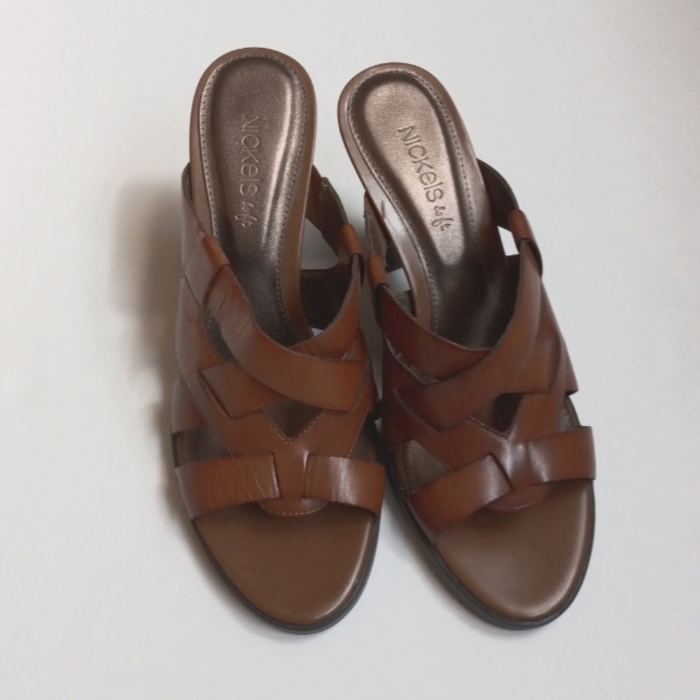 BROWN STRAPPY HEEL SANDALS